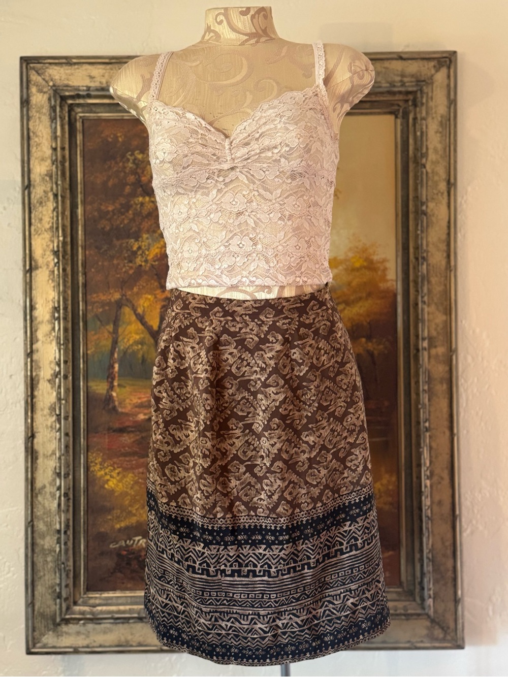 Vintage Jones New York 100% Silk Abstract wrap skirt.